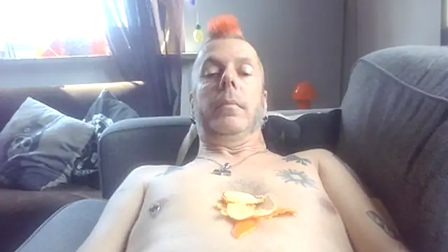 SHARPSkinhead online show from May 14, 12:57 pm