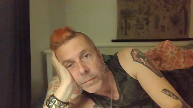 SHARPSkinhead online show from May 22, 9:02 pm