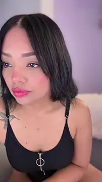 Sara LipsX online show from March 25, 2:01 am