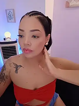 Snapshot of Sara_LipsX chatting on February 20, 1:13 am Sara LipsX online show from February 20, 1:13 am