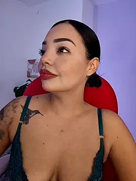 Sara LipsX online show from November 19, 2:11 am