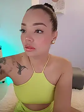 Sara LipsX online show from April 22, 12:17 am