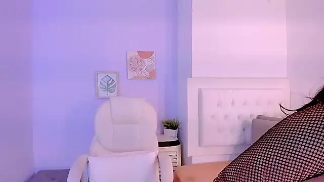 Sara LipsX online show from January 16, 2:09 am