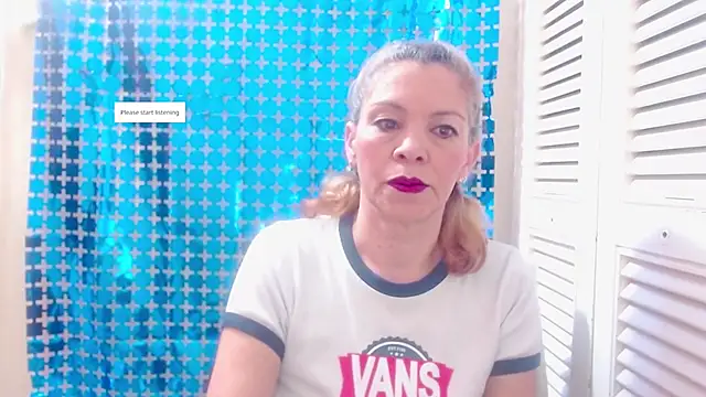 electra-mommy online show from November 23, 12:04 pm