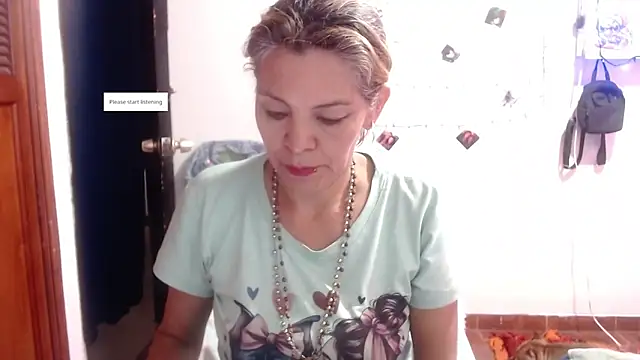 electra-mommy online show from February 11, 9:36 pm