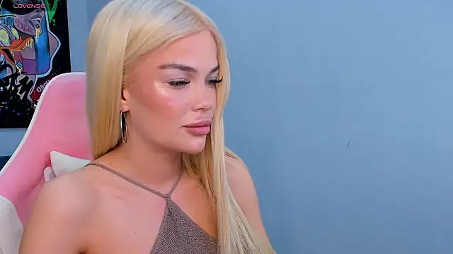 Snapshot of Angel_Sapphire_ chatting on March 1, 3:49 pm Angel Sapphire online show from March 1, 3:49 pm