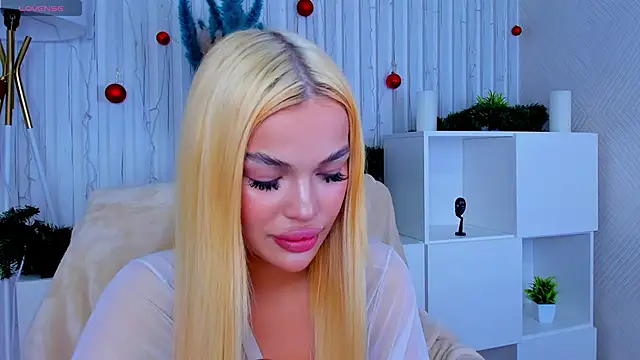 Snapshot of Angel_Sapphire_ chatting on January 26, 9:19 am Angel Sapphire online show from January 26, 9:19 am