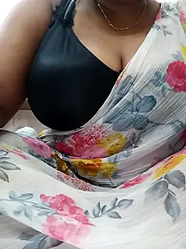 Snapshot of Rexx05@xh chatting on November 28, 2:01 am Rexx05xh online show from November 28, 2:01 am