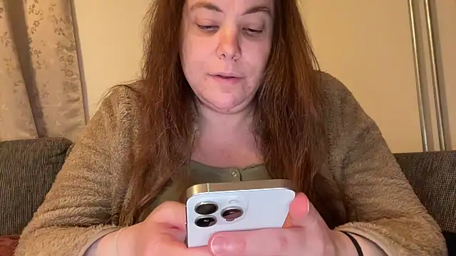 cumwithmee3 online show from December 2, 10:11 pm