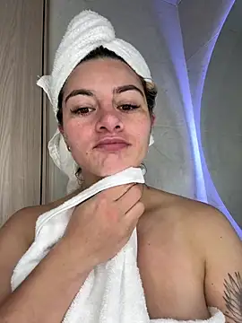 AtheneaRossi online show from February 17, 12:13 pm