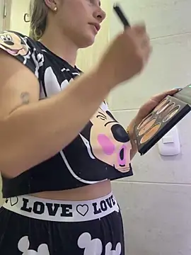 AtheneaRossi online show from February 21, 11:56 am