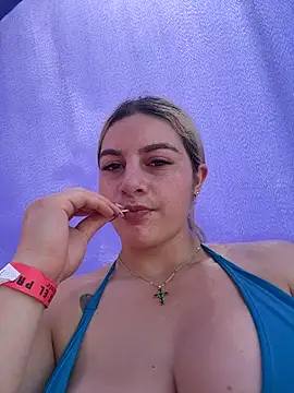 AtheneaRossi online show from March 15, 4:14 pm