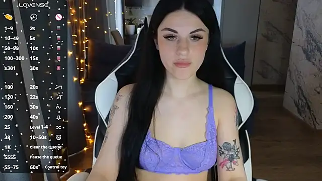 Mary   Moore online show from March 7, 3:51 am