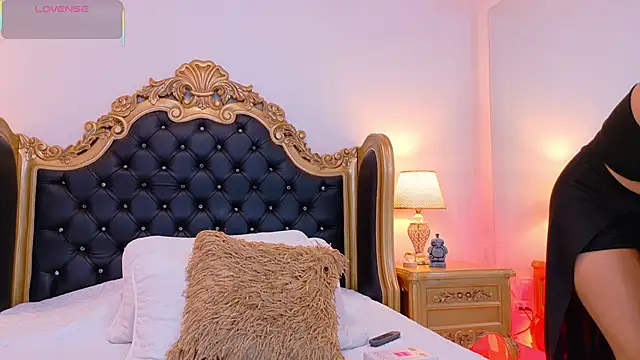 AdelinaVans online show from November 21, 11:09 am