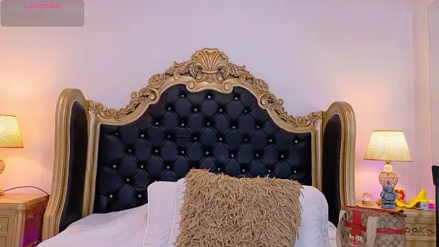 AdelinaVans online show from March 16, 11:36 am