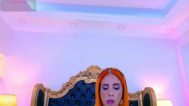 AdelinaVans online show from January 17, 11:25 am