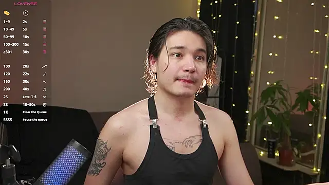 cherrydany online show from February 22, 2:41 pm