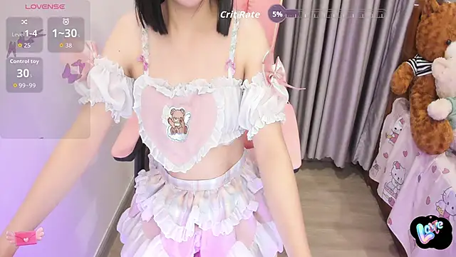Yuka Chan online show from October 17, 12:40 pm