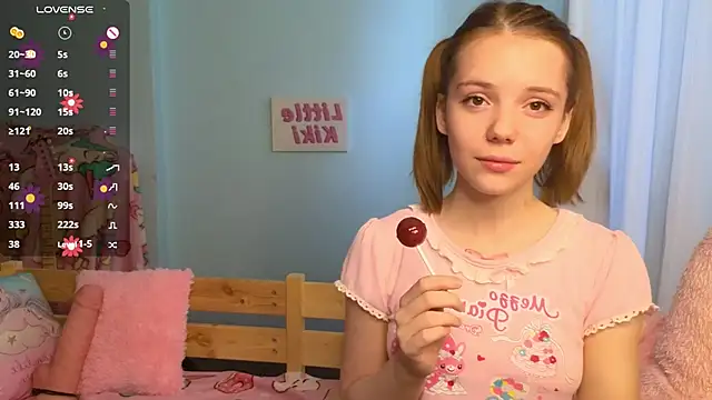 Snapshot of PrincessLittleKiki chatting on October 2, 7:34 am PrincessLittleKiki online show from October 2, 7:34 am