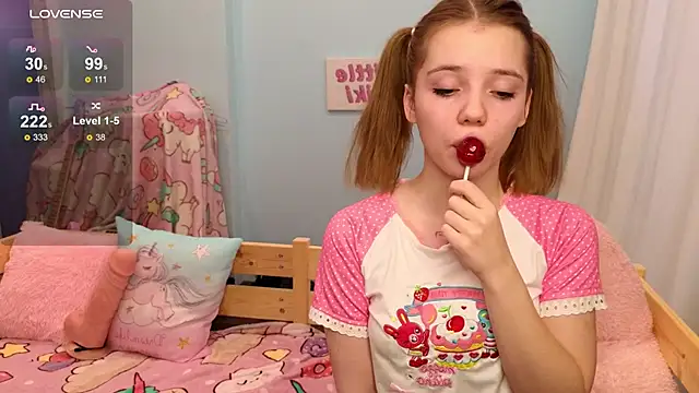 PrincessLittleKiki online show from November 4, 7:12 am