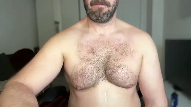 Snapshot of Mr_Beef chatting on March 14, 10:27 pm Mr Beef online show from March 14, 10:27 pm