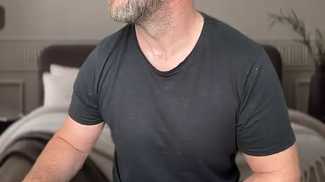 Snapshot of Mr_Beef chatting on September 13, 9:53 am Mr Beef online show from September 13, 9:53 am