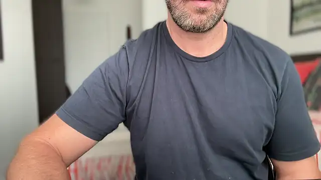 Snapshot of Mr_Beef chatting on September 15, 9:21 am Mr Beef online show from September 15, 9:21 am