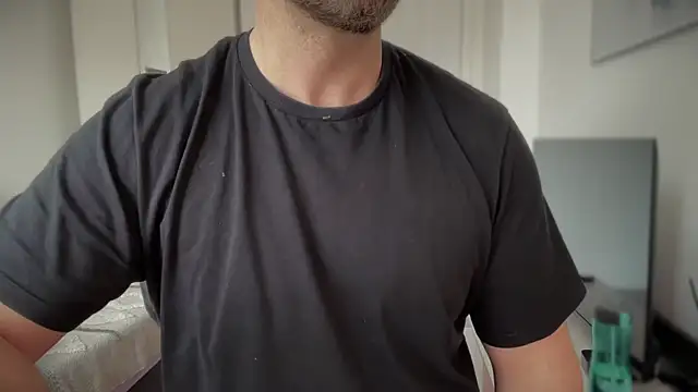 Snapshot of Mr_Beef chatting on February 21, 9:34 am Mr Beef online show from February 21, 9:34 am