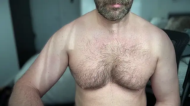 Mr Beef online show from December 19, 12:40 pm