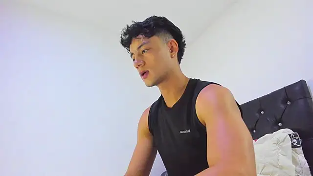 Sebastian-Dash online show from March 19, 12:59 am