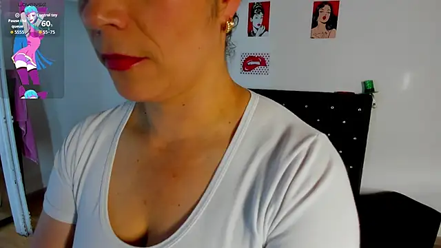 Aliciia cute1 online show from April 30, 10:03 pm