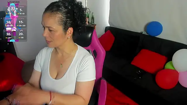 Aliciia cute1 online show from March 2, 9:44 pm