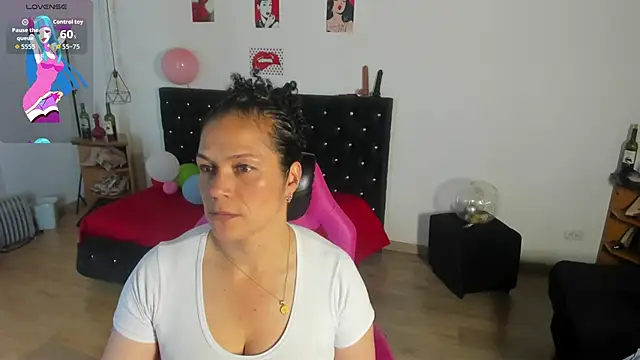 Aliciia cute1 online show from March 16, 9:28 pm