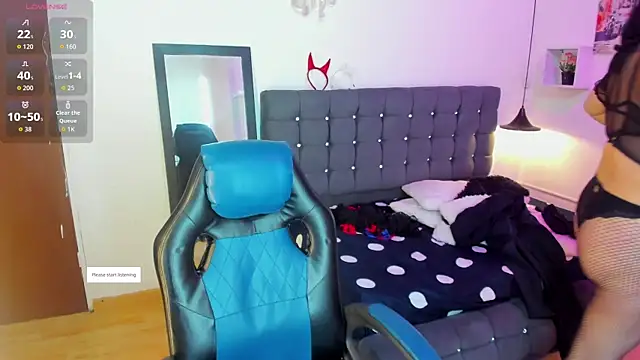 Aliciia cute1 online show from November 22, 9:46 pm