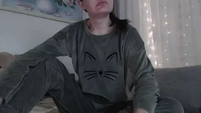  JustmeHere  online show from November 24, 11:05 pm