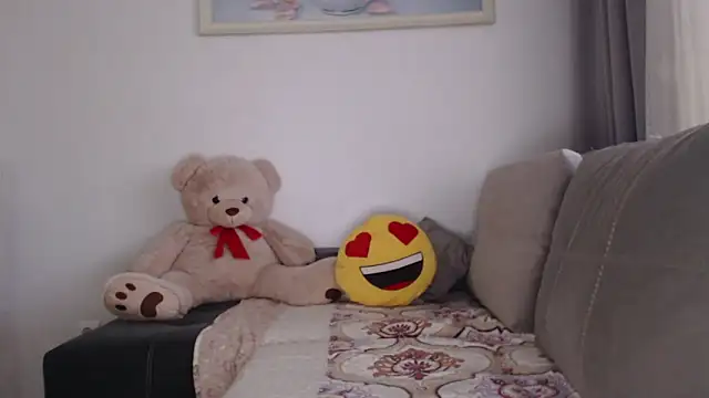  JustmeHere  online show from November 29, 9:09 am