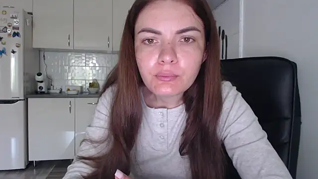 Snapshot of _JustmeHere_ chatting on June 27, 7:36 am JustmeHere online show from June 27, 7:36 am