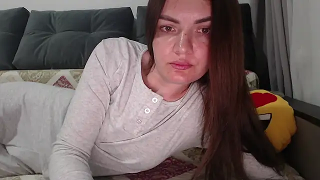 Snapshot of _JustmeHere_ chatting on June 13, 10:29 pm JustmeHere online show from June 13, 10:29 pm