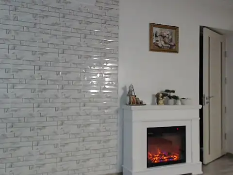  JustmeHere  online show from October 22, 7:02 pm