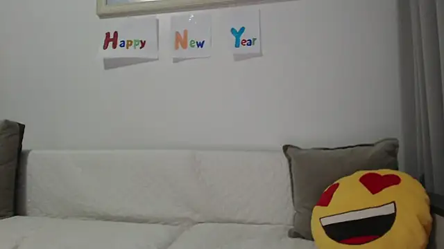 Snapshot of _JustmeHere_ chatting on February 10, 5:12 pm JustmeHere online show from February 10, 5:12 pm