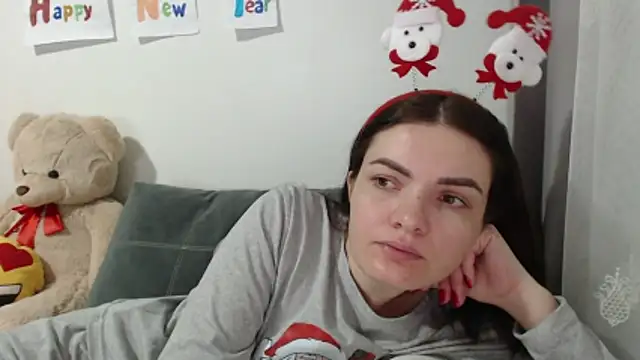  JustmeHere  online show from January 13, 8:13 pm