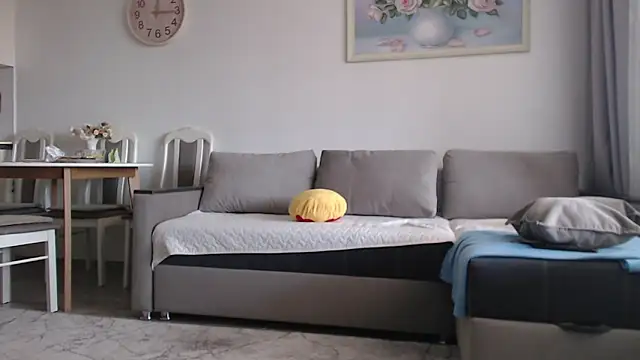 Snapshot of _JustmeHere_ chatting on March 4, 10:12 am JustmeHere online show from March 4, 10:12 am