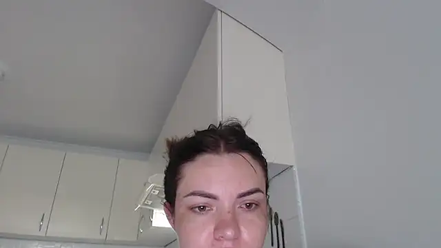 Snapshot of _JustmeHere_ chatting on July 5, 8:32 am JustmeHere online show from July 5, 8:32 am