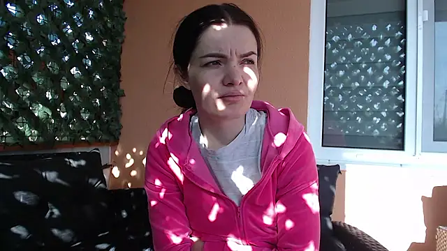  JustmeHere  online show from March 13, 7:57 am