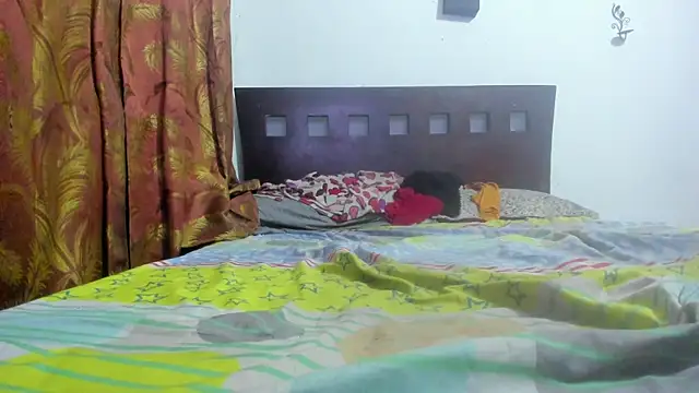 Brenda Smith69 online show from March 4, 9:55 pm