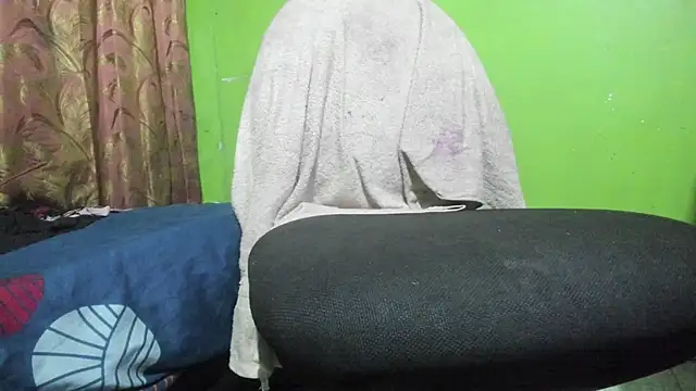 Brenda Smith69 online show from November 20, 8:42 pm