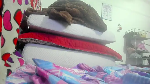 Snapshot of Brenda_Smith69 chatting on May 2, 8:25 pm Brenda Smith69 online show from May 2, 8:25 pm
