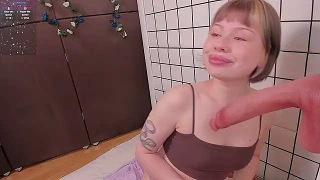 Snowgirl  online show from June 1, 8:03 am
