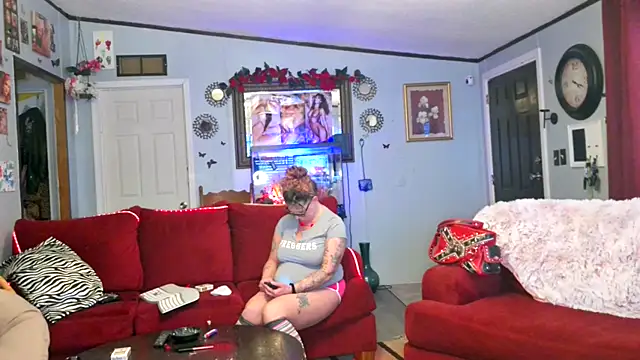 Lisalovely6981 online show from February 2, 9:14 pm