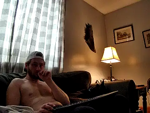 Snapshot of Seymour93 chatting on January 28, 1:16 pm Seymour93 online show from January 28, 1:16 pm